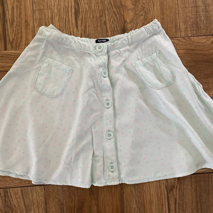 Lot de shorts / jupe fille en 8 ans - photo numéro 2
