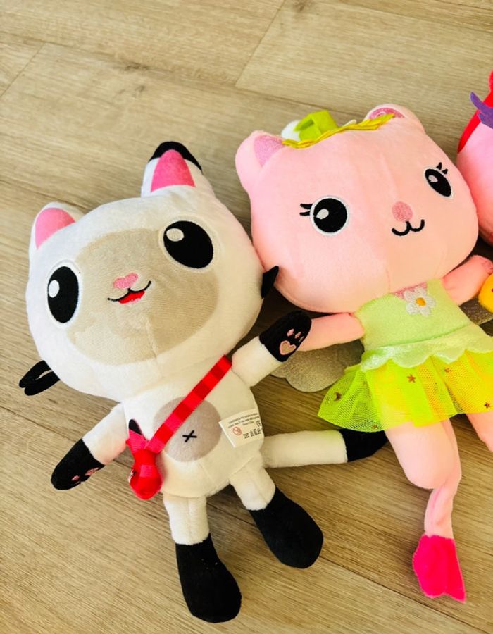 Lot peluche gabby chat doudou panda chat boîte fée Marinette - photo numéro 2