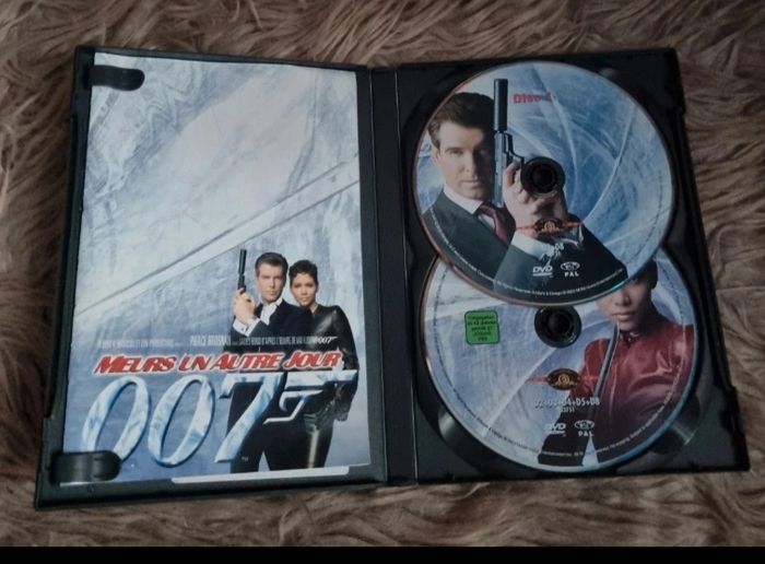 Coffret 2 dvd 007 Meurs Un Autre Jour (Édition Collector) - photo numéro 6