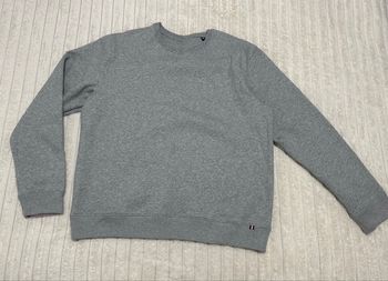 Pull gris