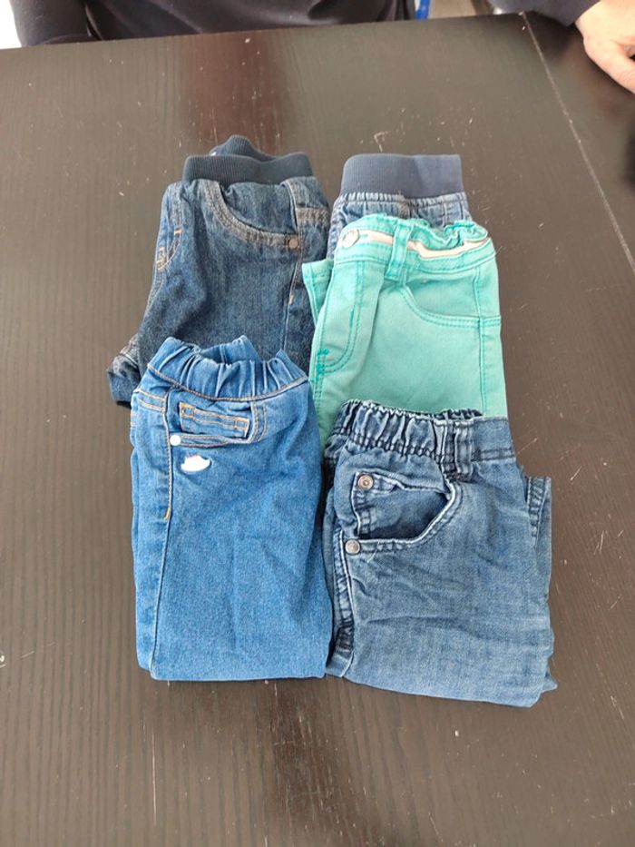 Lot de 5 jean 18M