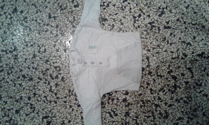 haut obaibi taille 1 mois