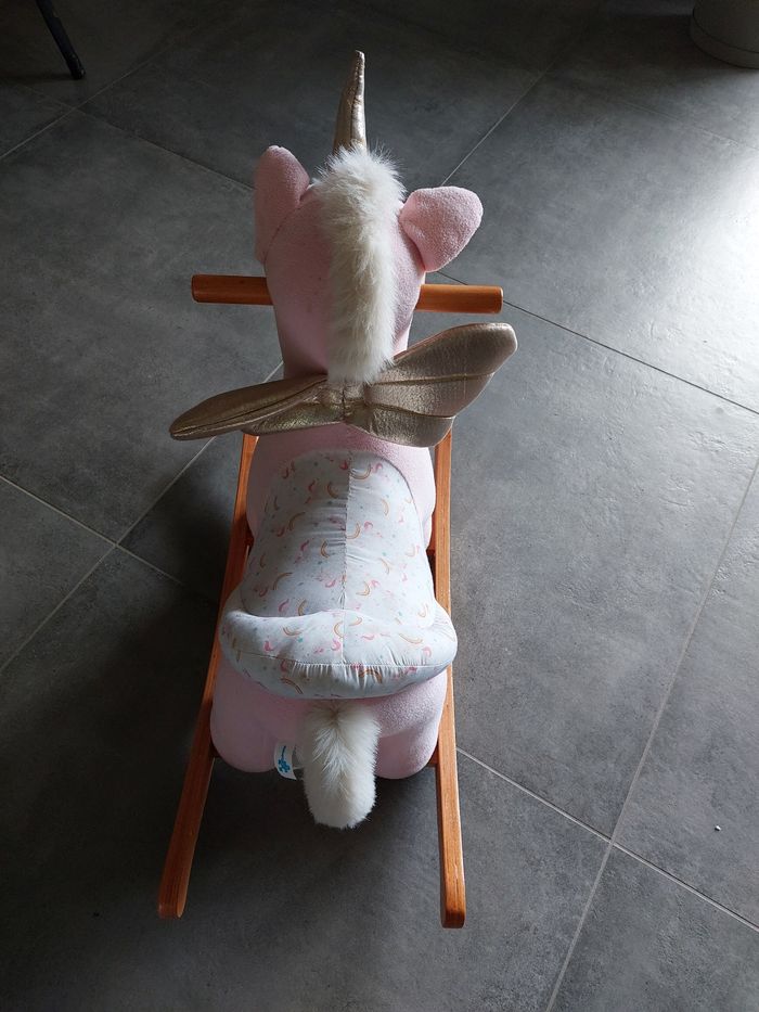 Licorne à bascule - photo numéro 4
