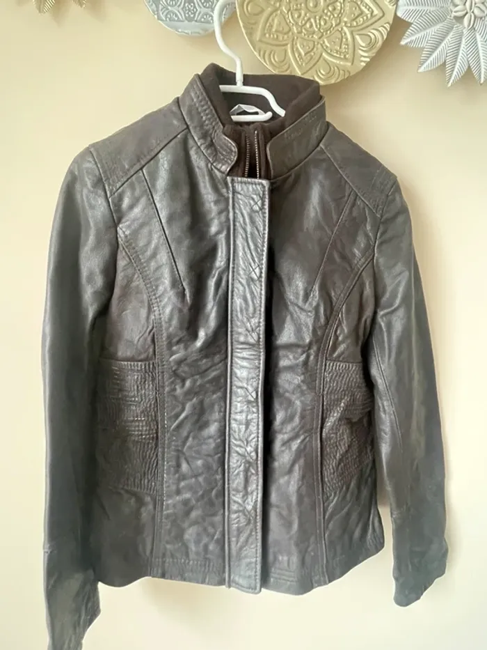 Veste en cuir marron