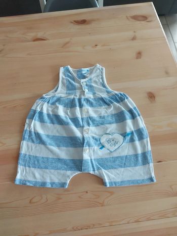 Combinaison short 6 mois