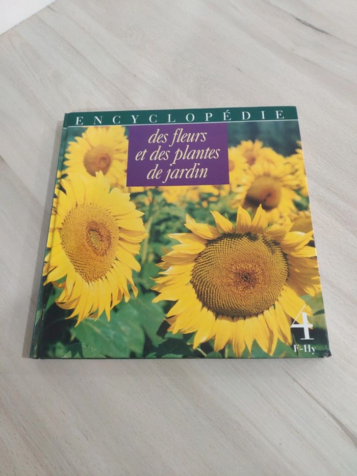 Livre encyclopédie des fleurs et des plantes de jardin