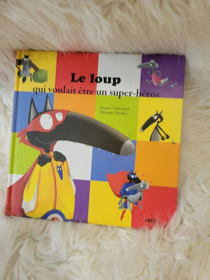 Livre le loup et sa peluche loup - photo numéro 3