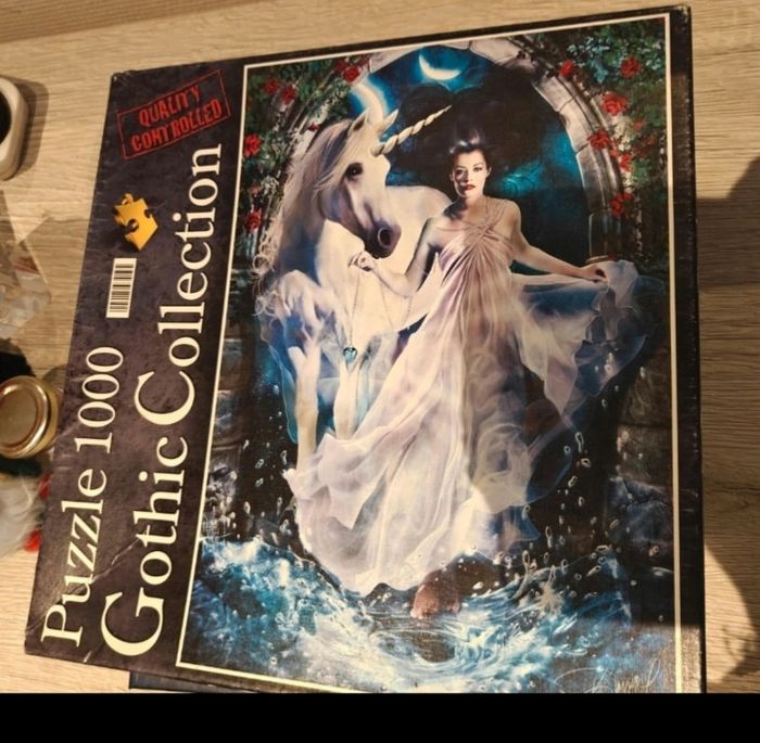 Puzzle gothic collection