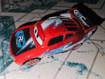 Voiture cars Mattel tbe  5e
