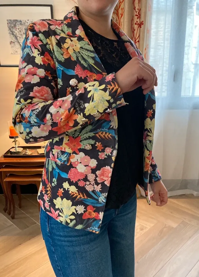Veste fleuris - photo numéro 2
