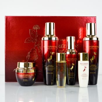Coffret de soins nourrissants au ginseng rouge 3W Clinic 
