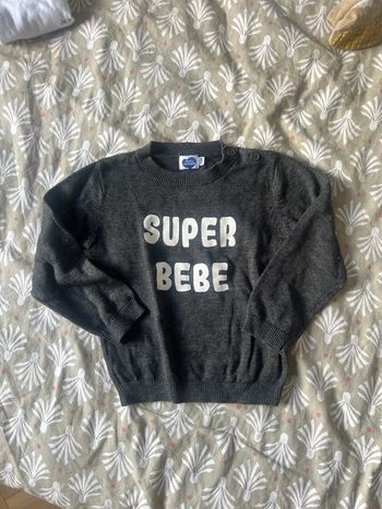Pull gris