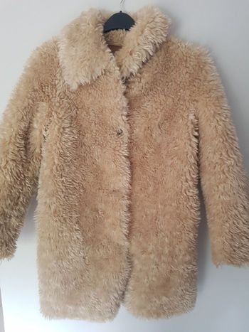 Magnifique manteau tout doux taille 38 Zara neuf