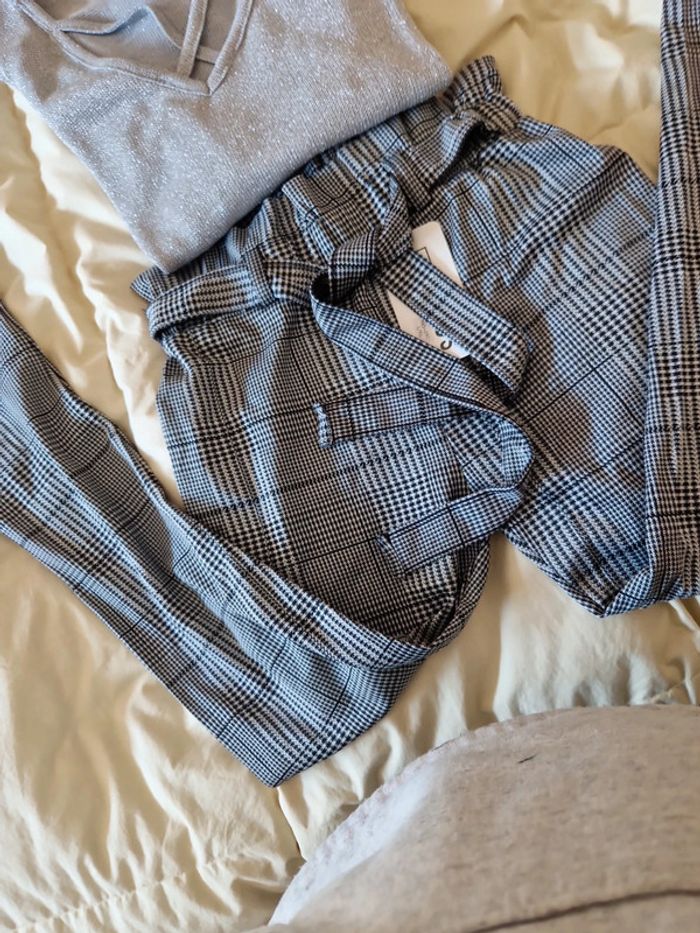 Pantalon neuf et pull. - photo numéro 18