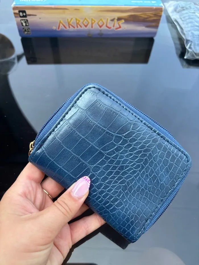 Porte monnaie bleu crocodile - photo numéro 3