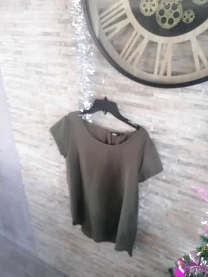 Haut kaki only taille38 - photo numéro 4