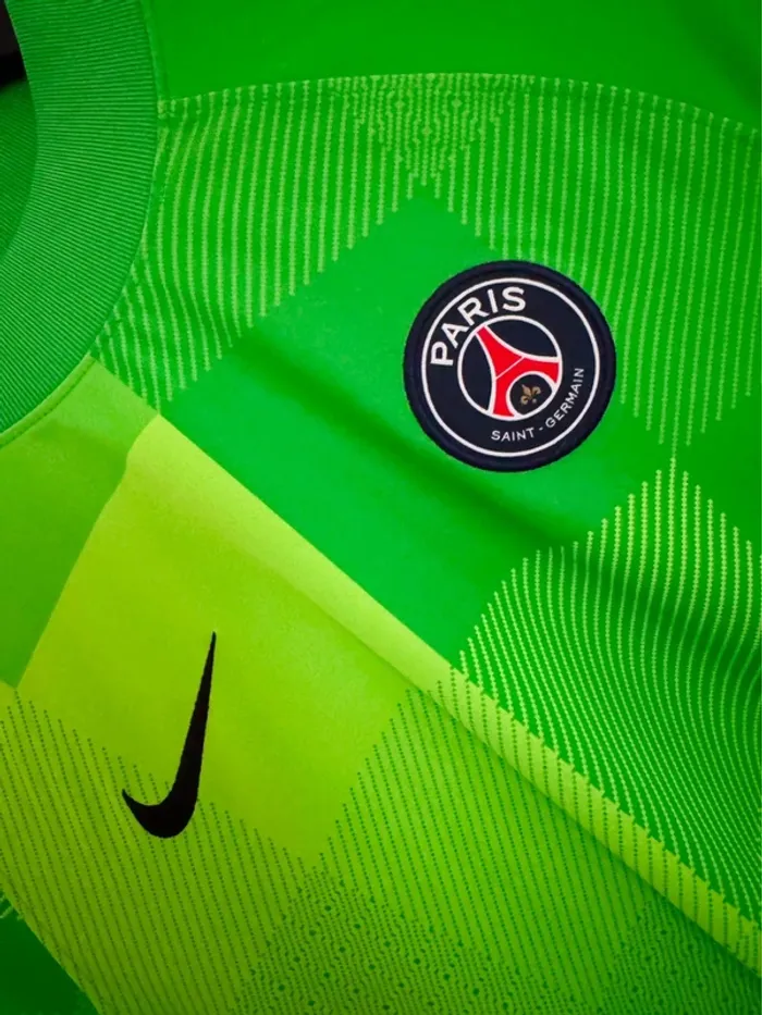 Maillot Gardienne Femme Paris Saint-Germain Nike manches longues 2021-2022 – Player Issue – Taille M - photo numéro 3