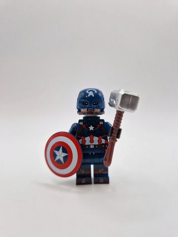 Figurine type lego Captain America Marvel