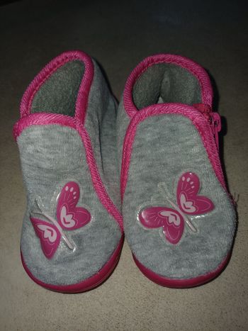 Chaussons pointure 23