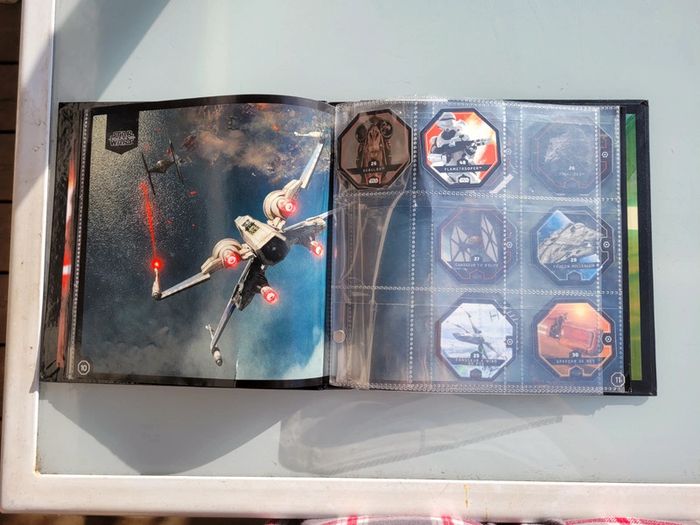 Superbe classeur collection Star Wars de 56 jetons Pogs, complet - photo numéro 6