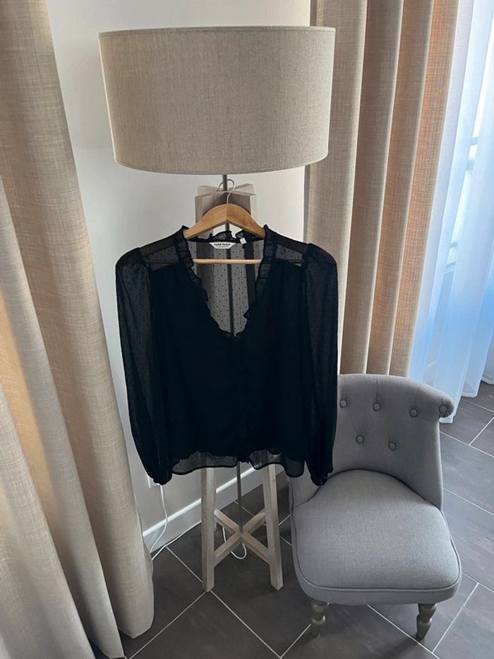 Blouse noir en plumetis naf naf