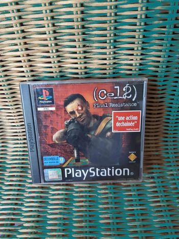 Jeu playstation "c 12 final resistance"