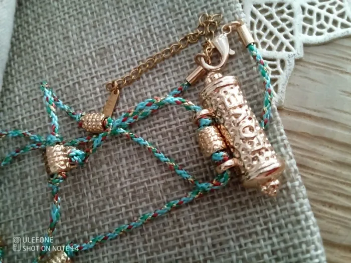 Collier amulette bleu turquoise et doré - photo numéro 5