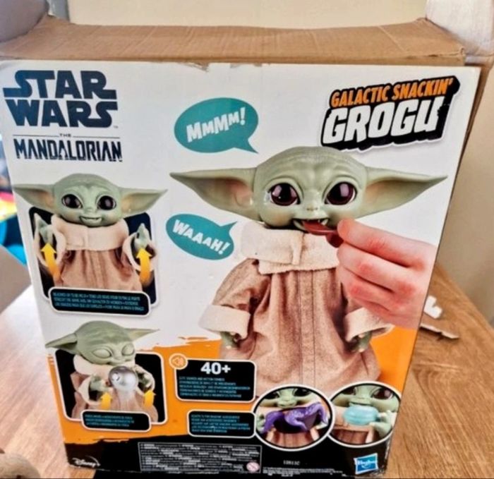 Figurine animatronique Star Wars The Mandalorian Galactic Snackin' Grogu Hasbro - photo numéro 5