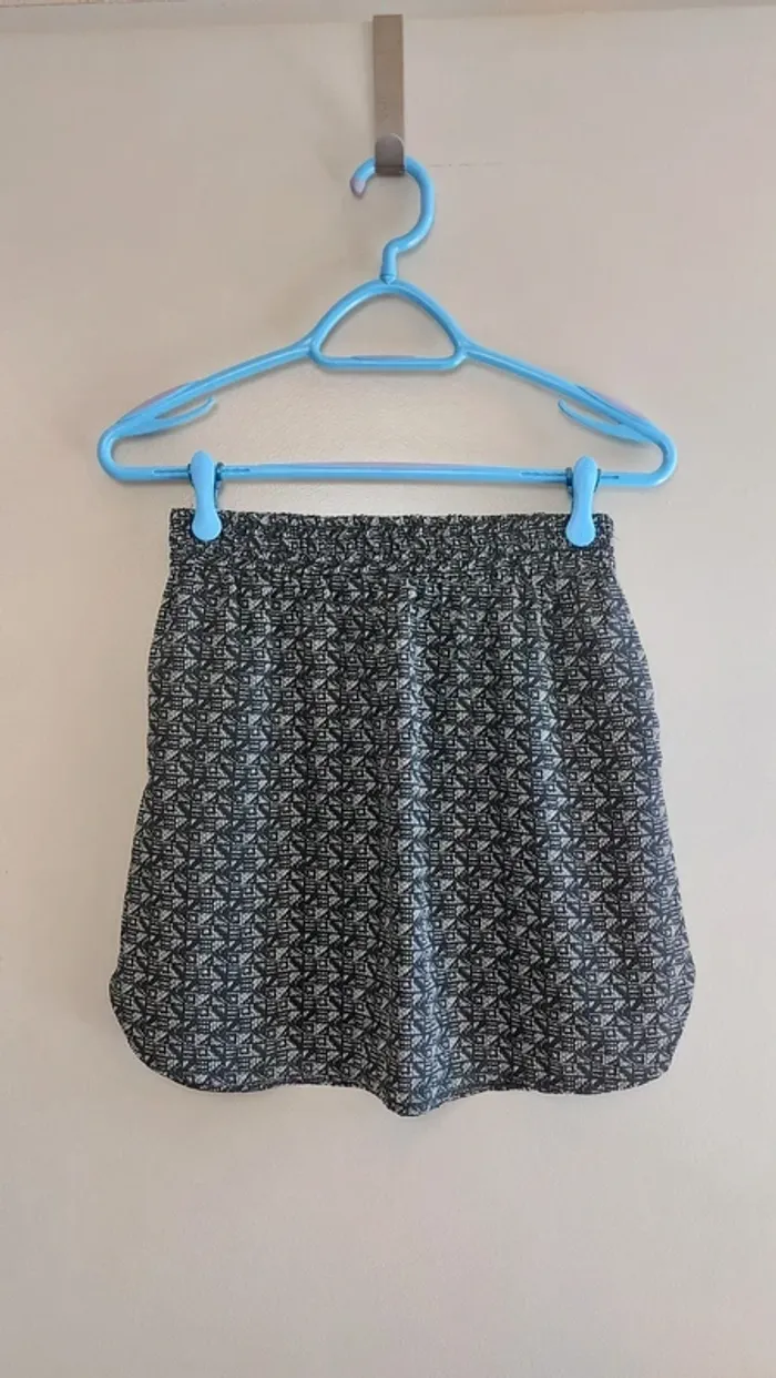 Jupe légère BONOBO taille 36 - photo numéro 4