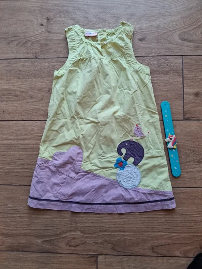 Robe DPAM 5 ans très bon état