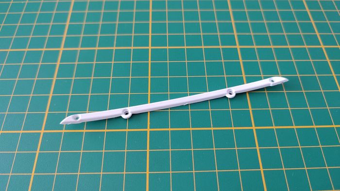 Plaque de fixation des charnières 94C pièce Porsche 911 Carrera RS 2.7 1/8 1/8ème Altaya #B37