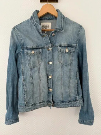 Veste en jean Zara