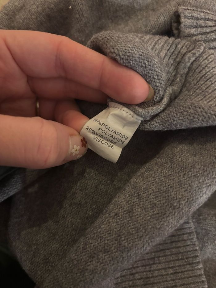 Pull gris - photo numéro 3