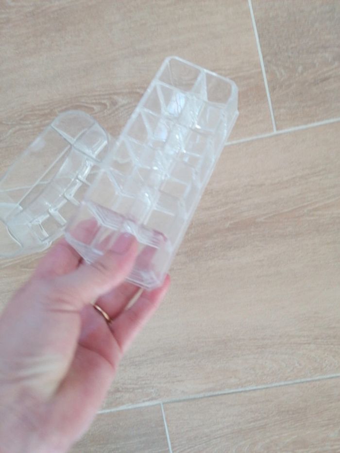 Range maquillage - photo numéro 5