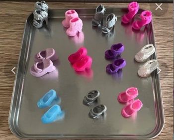 Lot de 11 paires de chaussures Barbie 🎀
