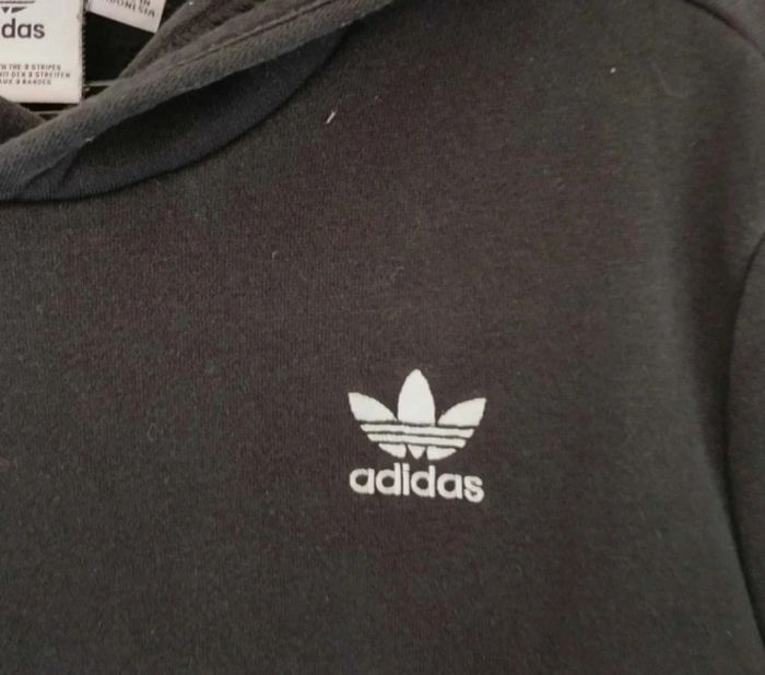 🩵 Sweat adidas 🩵 - photo numéro 2