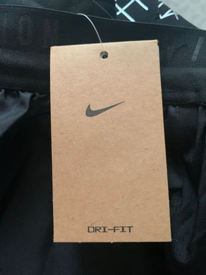 Nike Running taille L - photo numéro 8