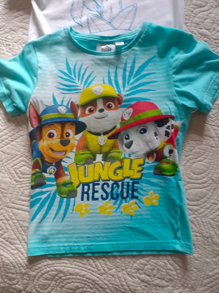 Lot de deux t-shirt taille 8 ans - photo numéro 2