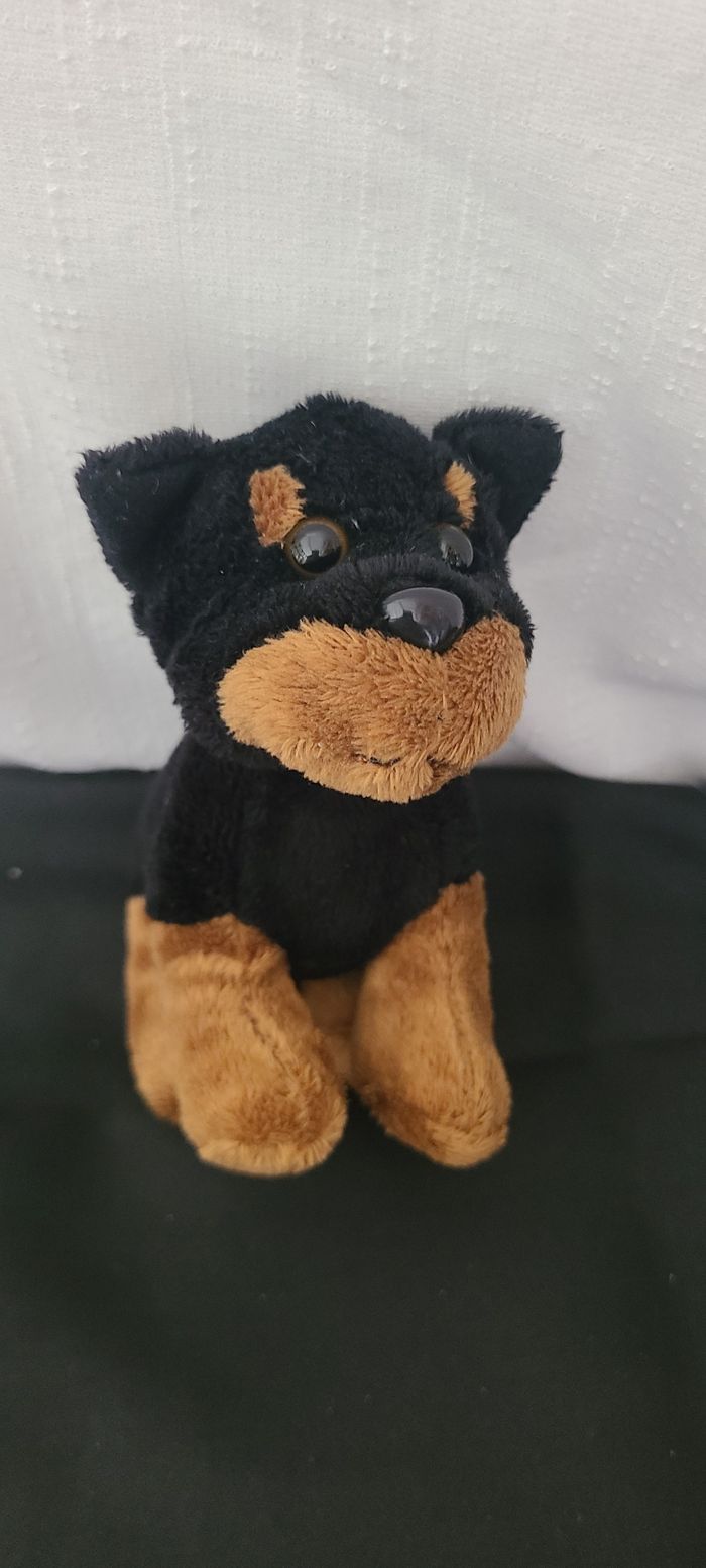 Mini peluche chien Dobermann ou Rottweiler Nicotoy, Simba Toys