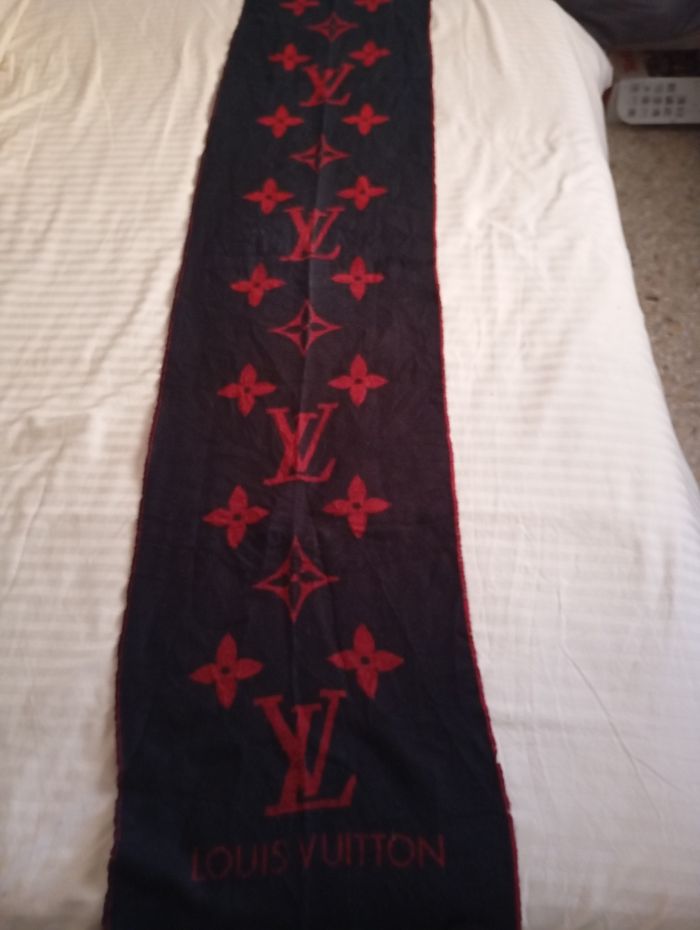 Écharpe en bon état occasion