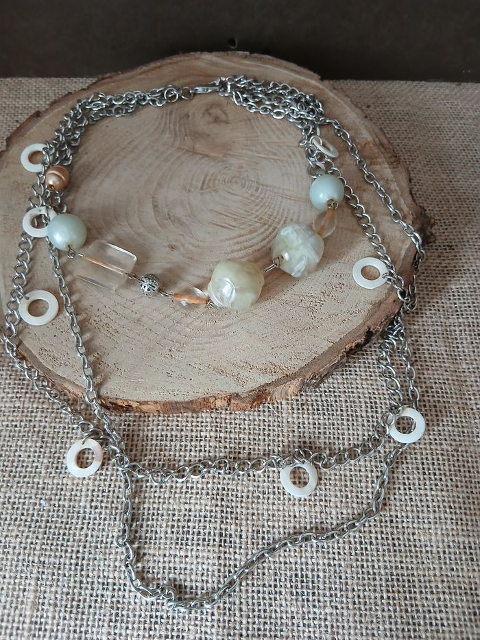Collier multi-rang