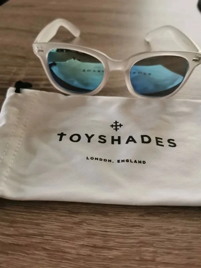 Lunette de soleil 😎 - photo numéro 4