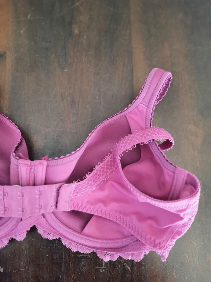 Jolie Soutiens-gorge Playtex fr 95D eu 80D - photo numéro 13