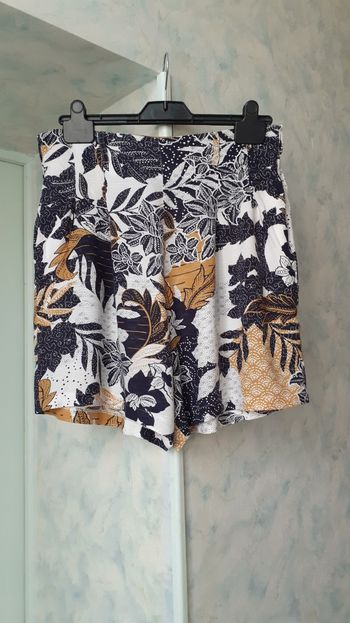 Short femme taille 40-42