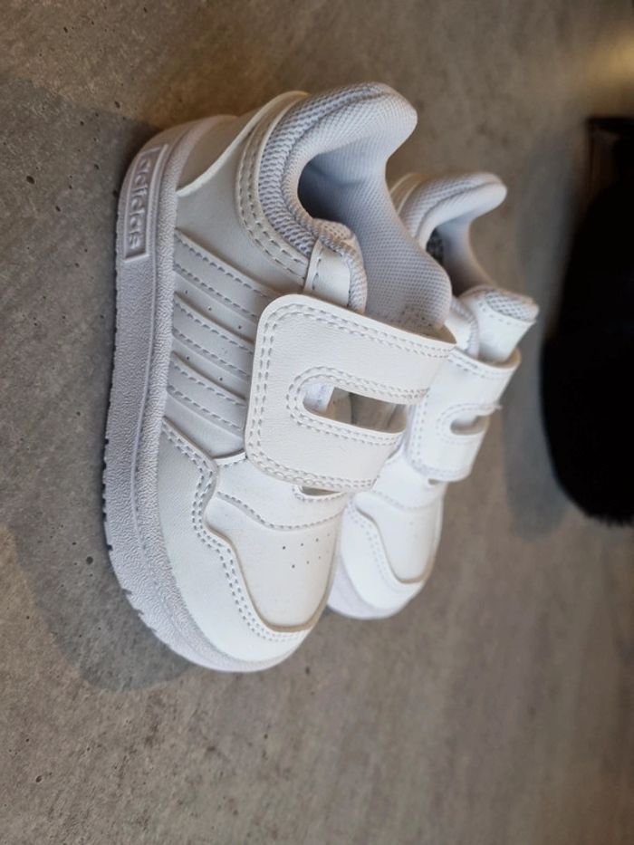 Baskets adidas enfant - photo numéro 2