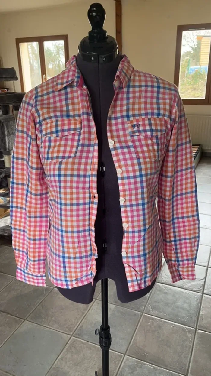 Chemise à carreaux