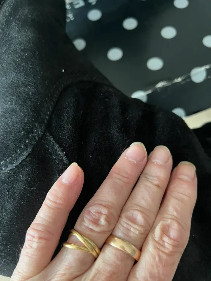 🟩 Bottes fourrées en daim 🟩 - photo numéro 8