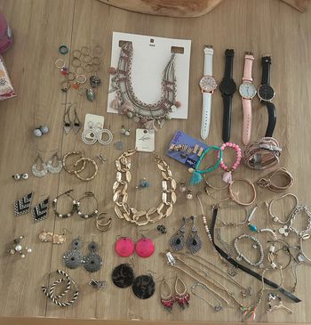 Lot bijoux