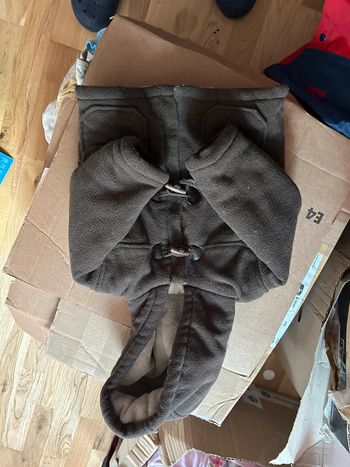 Petit manteau taille 6 mois