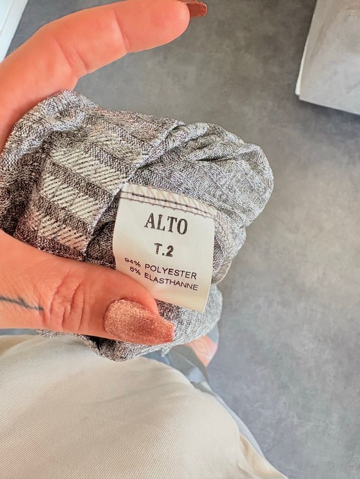 Top argenté - photo numéro 4